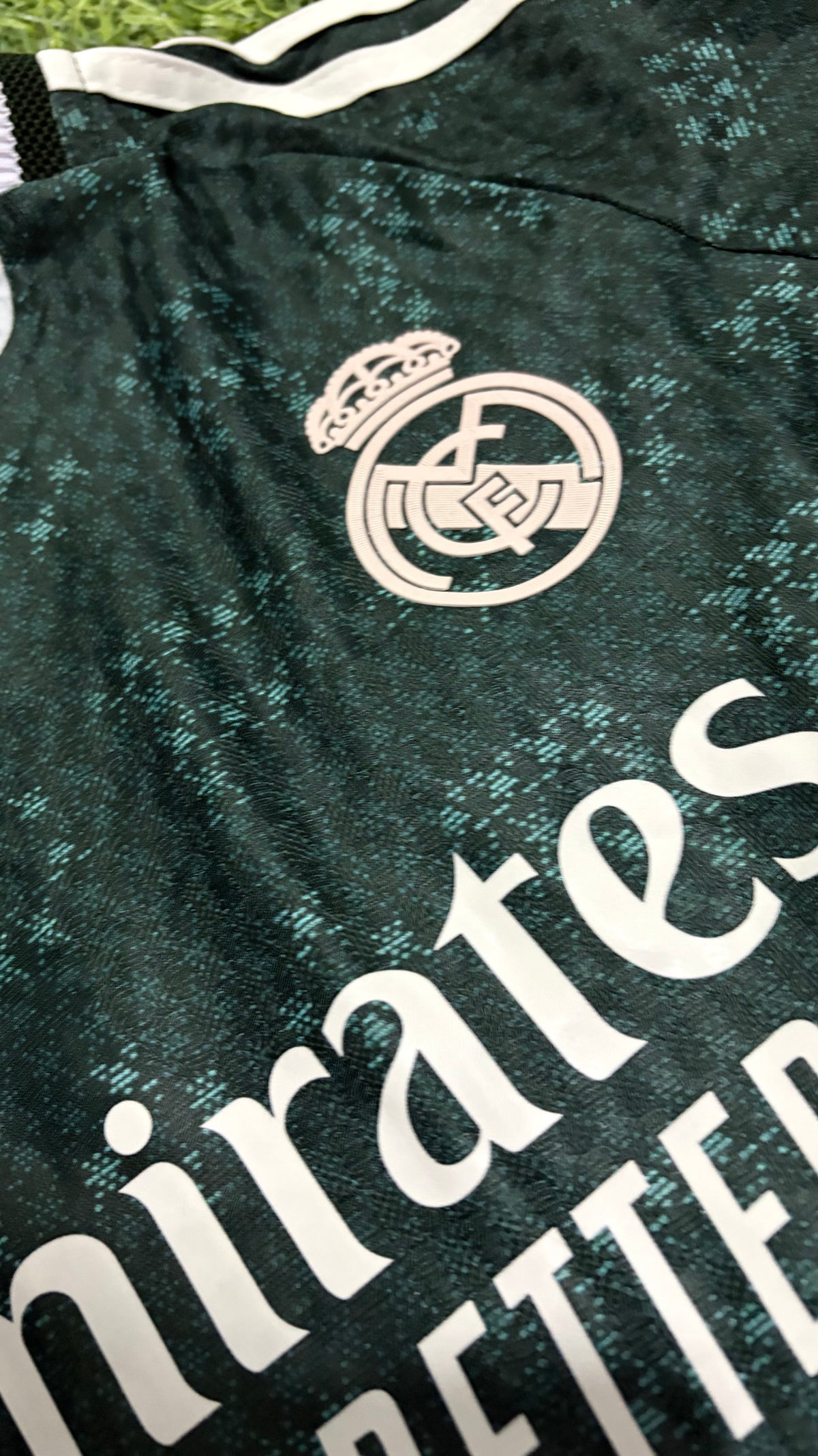Real Madrid away 26/28