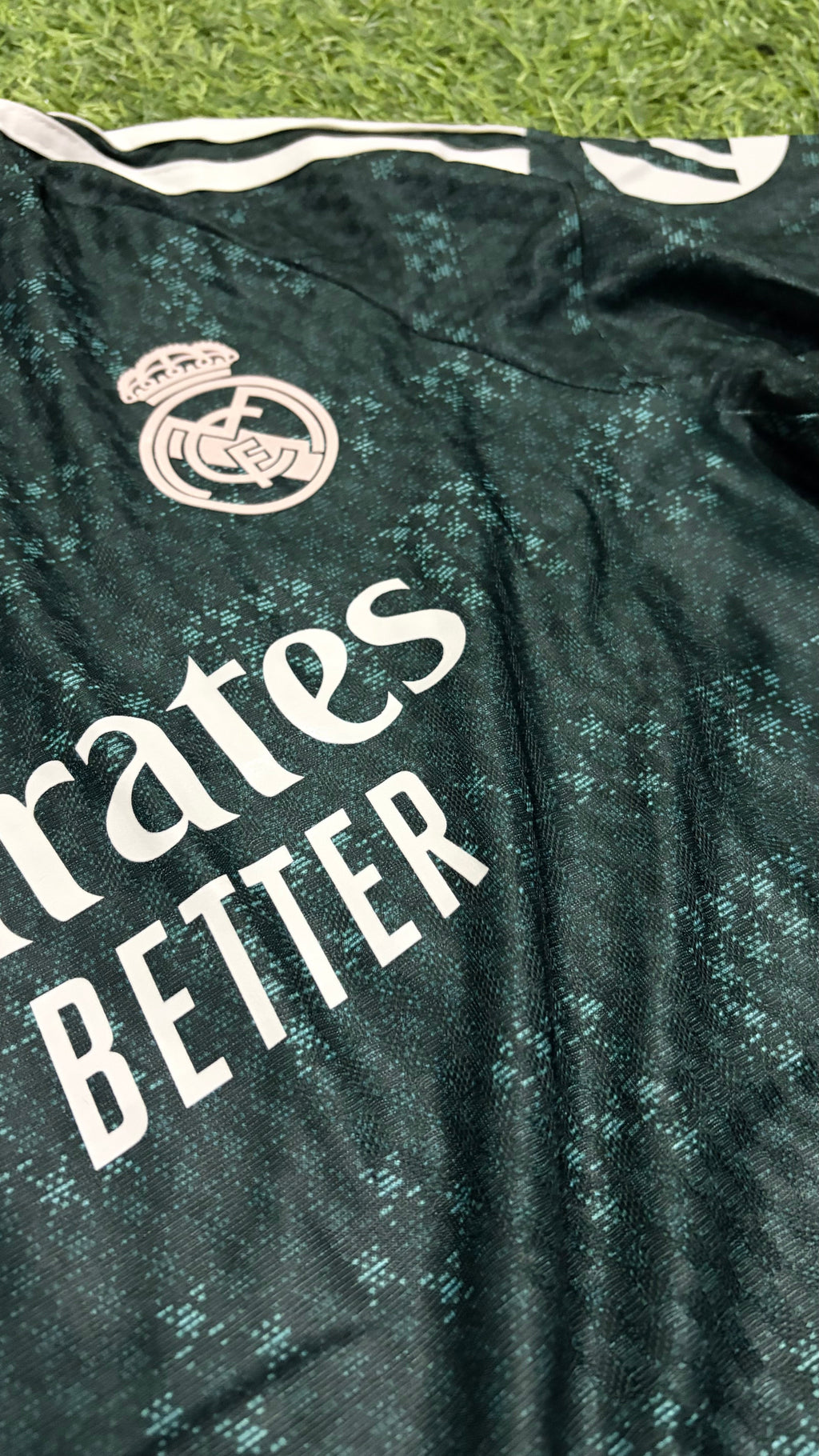 Real Madrid away 26/28