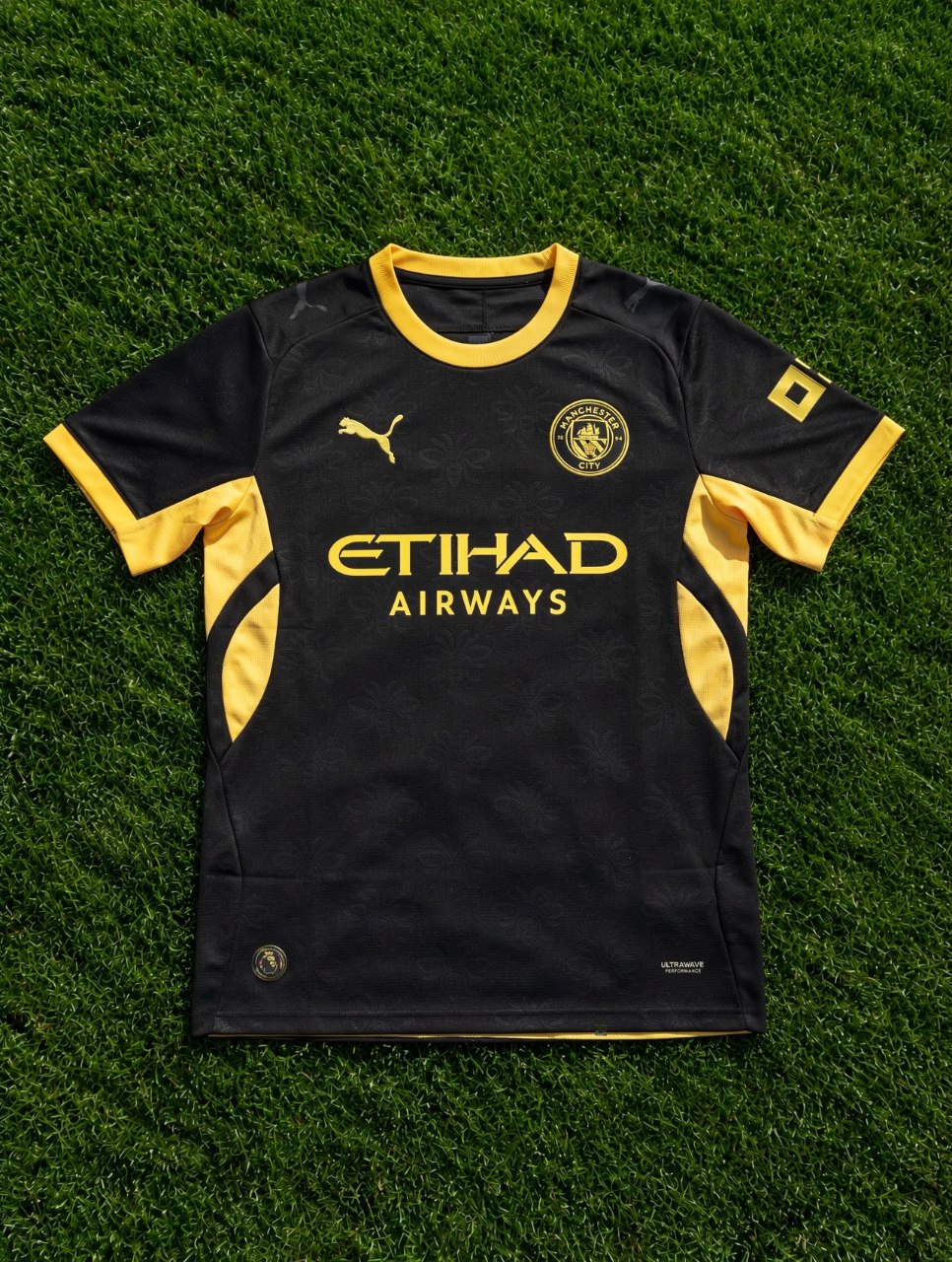 Man city away jersey